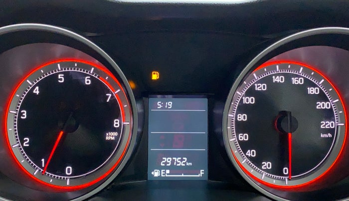 2018 Maruti Swift VXI D, Petrol, Manual, 30,069 km, Odometer Image