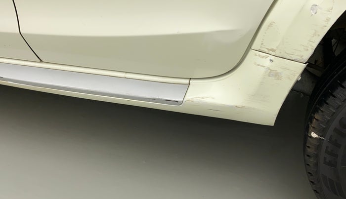 2014 Nissan Terrano XL (P), Petrol, Manual, 56,553 km, Left running board - Minor scratches