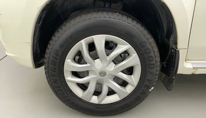2014 Nissan Terrano XL (P), Petrol, Manual, 56,553 km, Left Front Wheel