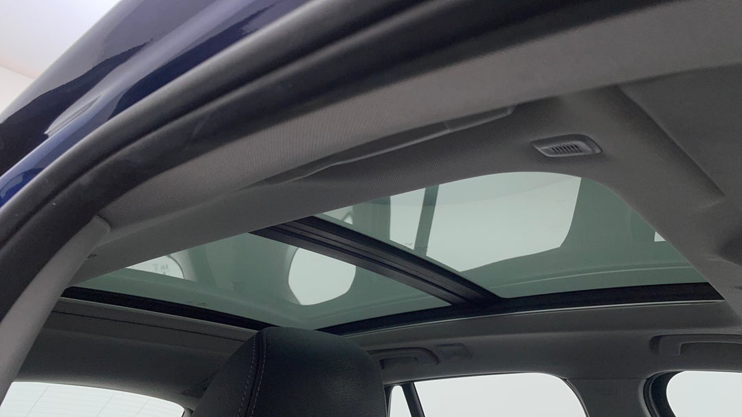 Interior Sunroof/Moonroof