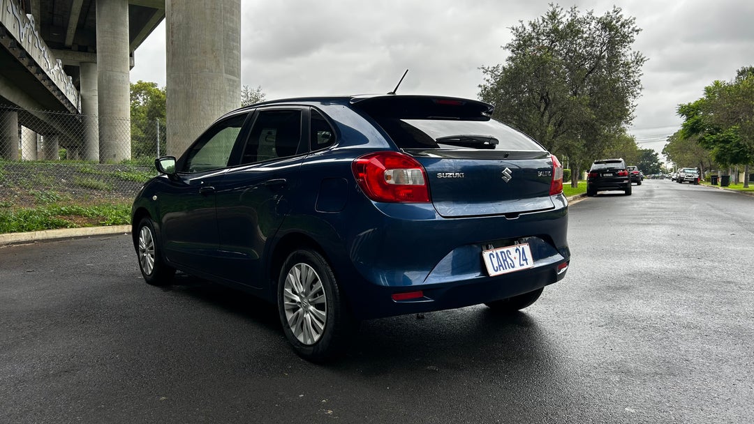 Left Back Diagonal (45- Degree) View