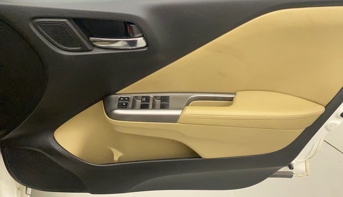 2015 Honda City 1.5L I-VTEC VX CVT, Petrol, Automatic, 41,387 km, Driver Side Door Panels Control