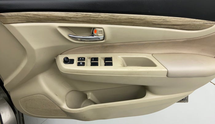 2019 Maruti Ciaz DELTA 1.5 SHVS MT PETROL, Petrol, Manual, 78,358 km, Driver Side Door Panels Control