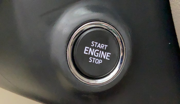 2018 Skoda Superb 1.8 TSI STYLE AT, Petrol, Automatic, 20,330 km, Keyless Start/ Stop Button