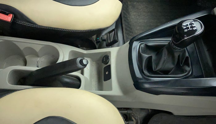 2017 Ford Ecosport TREND 1.5L PETROL, Petrol, Manual, 52,450 km, Gear Lever