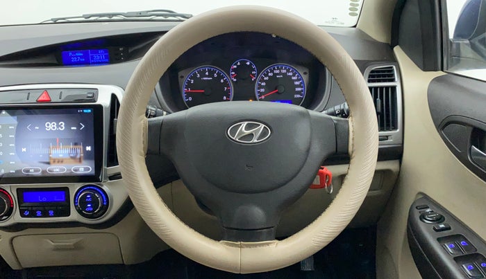 2013 Hyundai i20 MAGNA (O) 1.2, Petrol, Manual, 56,299 km, Steering Wheel Close Up