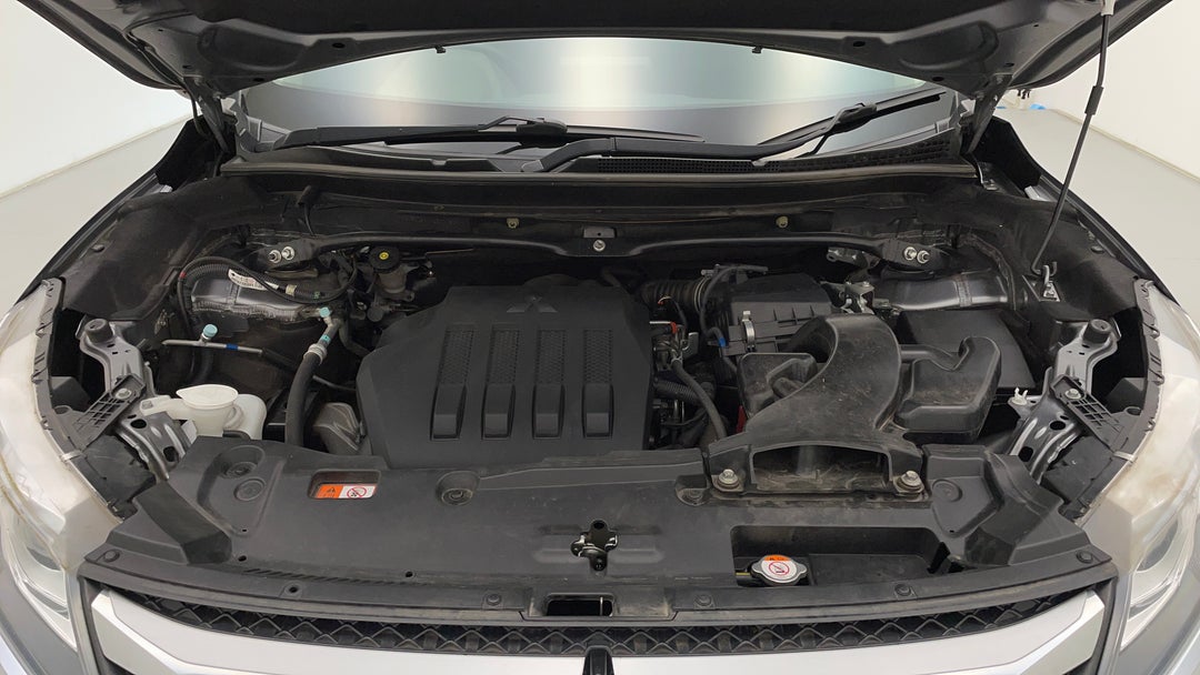 Open Bonnet (Engine)