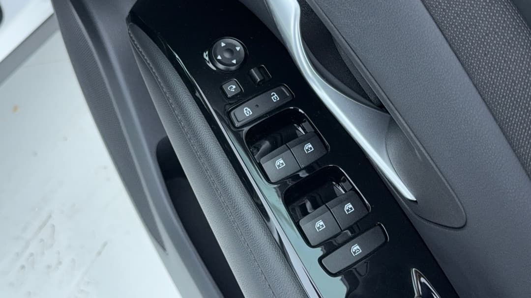 2022 Hyundai Tucson Elite (AWD), Automatic, 46309 km, Drivers Side Door Panel Controls