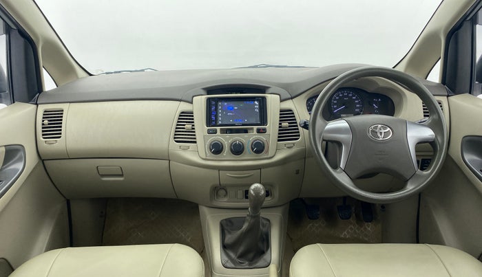 2014 Toyota Innova 2.5 GX 8 STR BS IV, Diesel, Manual, 98,625 km, Dashboard