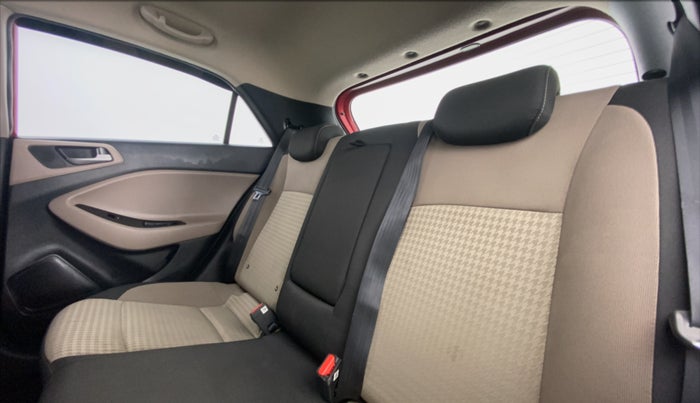 2019 Hyundai Elite i20 ASTA 1.2 (O), Petrol, Manual, 38,670 km, Right Side Rear Door Cabin