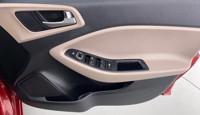 2019 Hyundai Elite i20 ASTA 1.2 (O), Petrol, Manual, 38,670 km, Driver Side Door Panels Control