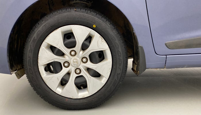 2015 Hyundai Xcent S 1.2, Petrol, Manual, 34,082 km, Left Front Wheel
