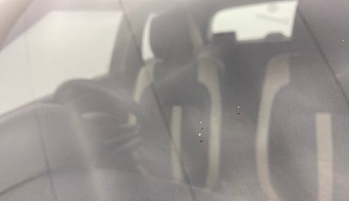 2012 Maruti Swift VDI, Diesel, Manual, 95,775 km, Front windshield - Minor spot on windshield
