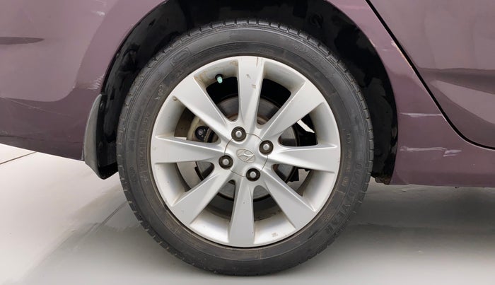 2012 Hyundai Verna FLUIDIC 1.6 VTVT SX, Petrol, Manual, 74,302 km, Right Rear Wheel