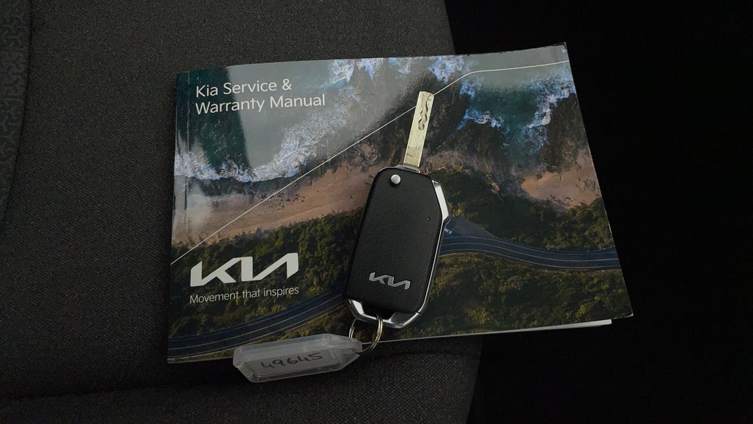 2023 Kia Carnival S, Automatic, 51246 km, Key Close-up