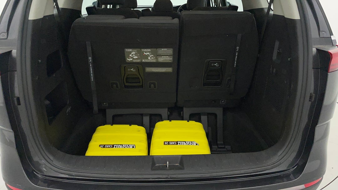 2023 Kia Carnival S, Automatic, 51246 km, Boot Inside View with Luggage