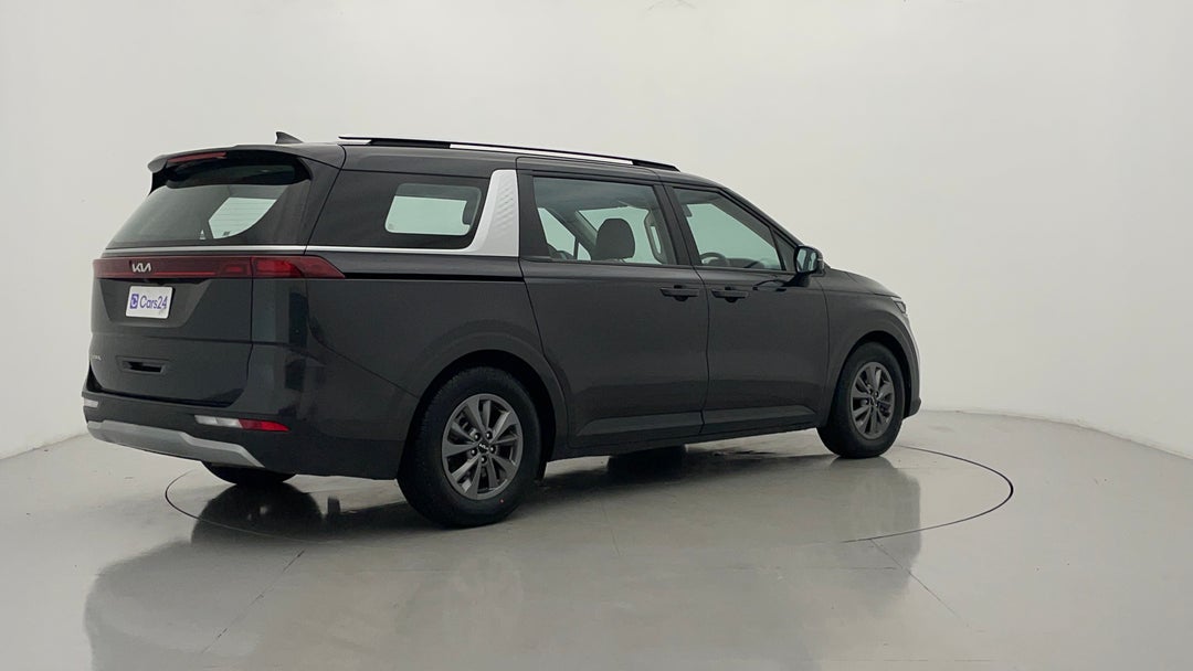2023 Kia Carnival S, Automatic, 51246 km, Right Back Diagonal (45- Degree) View