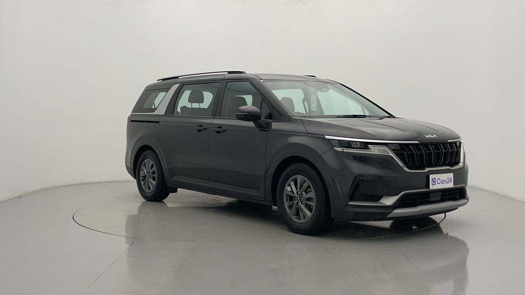 2023 Kia Carnival S, Automatic, 51246 km, Right Front Diagonal (45- Degree) View