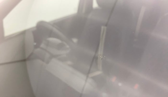 2017 Maruti IGNIS DELTA 1.2 AMT, Petrol, Automatic, 45,236 km, Front windshield - Minor spot on windshield