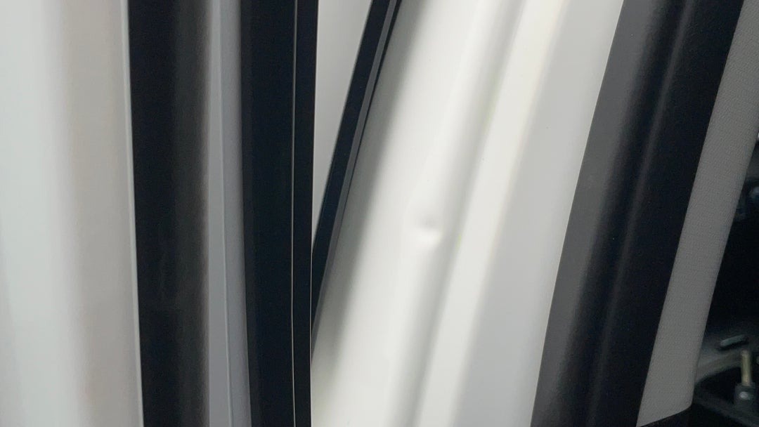 Door Sills Rear LHS Dent