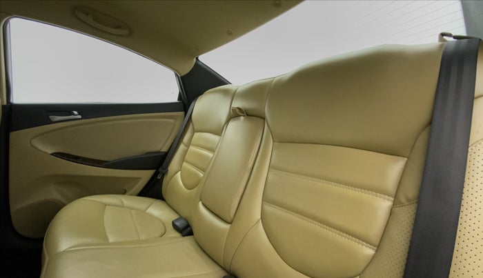 2016 Hyundai Verna FLUIDIC 1.6 SX VTVT, Petrol, Manual, 34,697 km, Right Side Rear Door Cabin