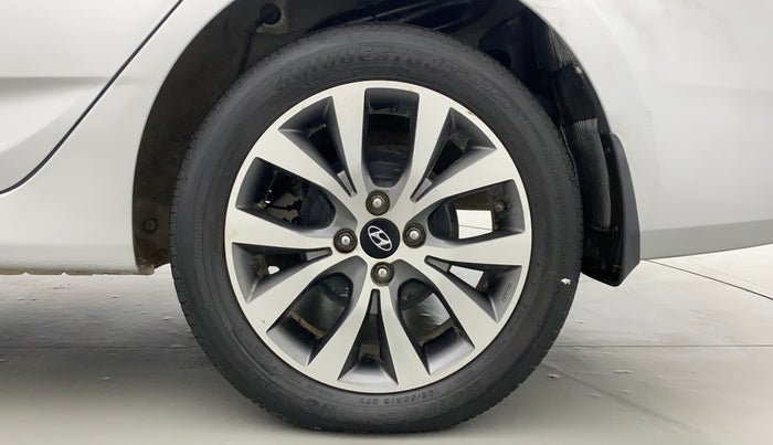 2016 Hyundai Verna FLUIDIC 1.6 SX VTVT, Petrol, Manual, 34,697 km, Left Rear Wheel