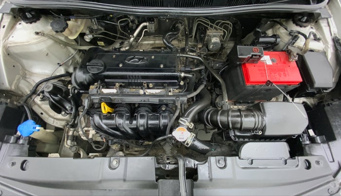 2016 Hyundai Verna FLUIDIC 1.6 SX VTVT, Petrol, Manual, 34,697 km, Open Bonet