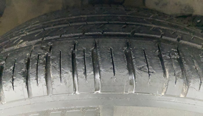 2010 Honda City V MT PETROL, Petrol, Manual, 45,761 km, Right Front Tyre Tread