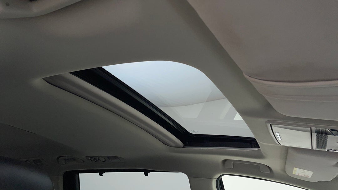 Interior Sunroof/Moonroof