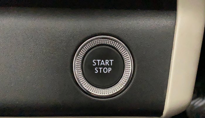 2019 Renault TRIBER RXZ, Petrol, Manual, 37,417 km, Keyless Start/ Stop Button
