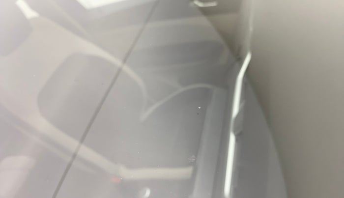 2019 Renault TRIBER RXZ, Petrol, Manual, 37,417 km, Front windshield - Minor spot on windshield