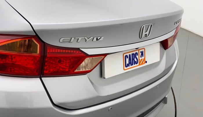 2018 Honda City 1.5L I-VTE V CVT, Petrol, Automatic, 52,529 km, Dicky (Boot door) - Minor scratches