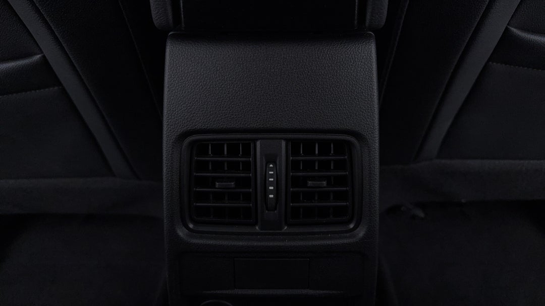 Rear A/C Vent