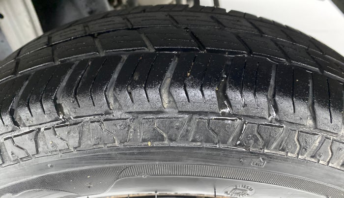 2018 Maruti Alto 800 LXI, Petrol, Manual, 18,612 km, Left Rear Tyre Tread
