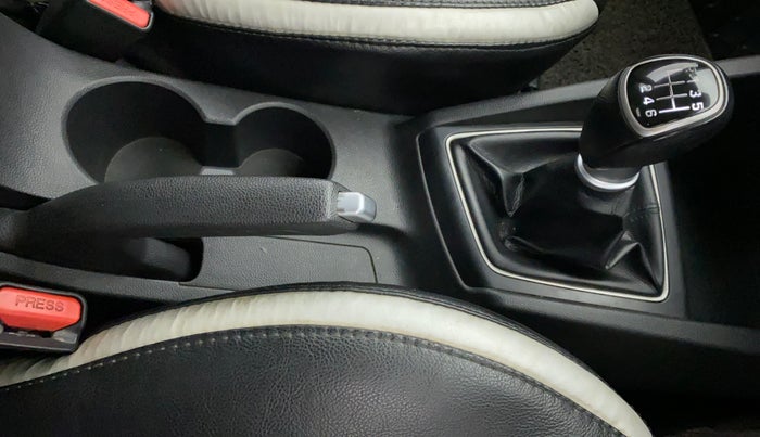 2015 Hyundai Elite i20 MAGNA 1.4 CRDI, Diesel, Manual, 38,785 km, Gear Lever