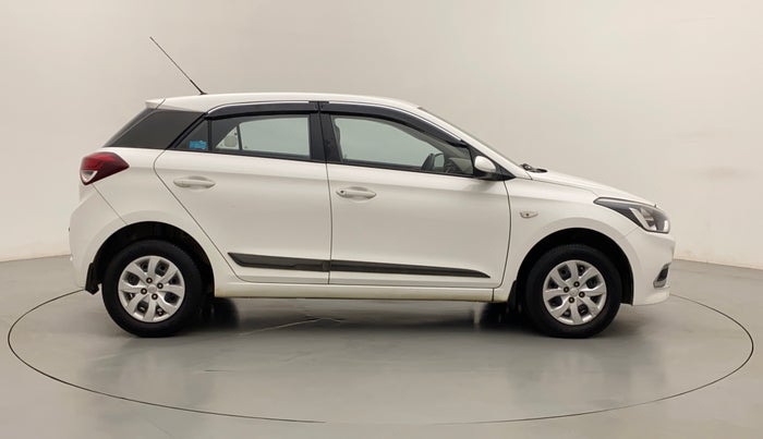 2015 Hyundai Elite i20 MAGNA 1.4 CRDI, Diesel, Manual, 38,785 km, Right Side View