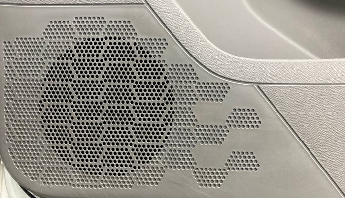 2019 Tata NEXON XZA+ 1.5, Diesel, Automatic, 25,901 km, Speaker