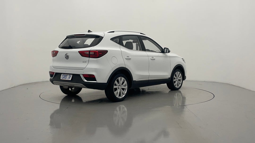 Right Back Diagonal (45- Degree) View