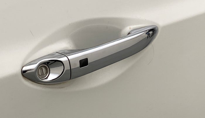 2014 Hyundai Grand i10 ASTA 1.2 VTVT, Petrol, Manual, 81,104 km, Lock system - Keyless sensor not working