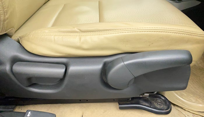 2017 Honda City 1.5L I-VTEC VX, Petrol, Manual, 40,316 km, Driver Side Adjustment Panel
