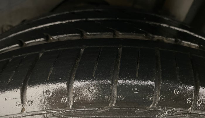 2019 Ford FREESTYLE TITANIUM 1.2 TI-VCT MT, Petrol, Manual, 20,706 km, Left Rear Tyre Tread