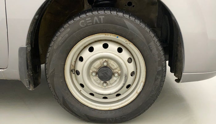 2011 Maruti Wagon R 1.0 LXI, Petrol, Manual, 38,592 km, Right Front Wheel