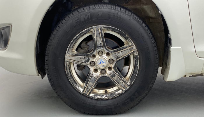 2011 Maruti Swift VDI, Diesel, Manual, 1,56,985 km, Left Front Wheel