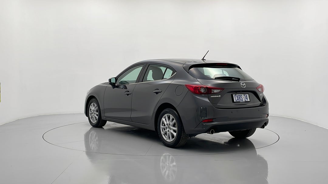 Left Back Diagonal (45- Degree) View