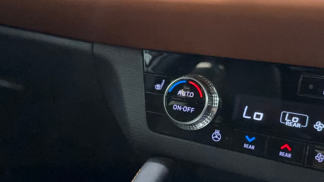 2024 Mitsubishi Outlander Phev Exceed Tour 5+2 St (AWD), Automatic, 20931 km, Ventilated Seats