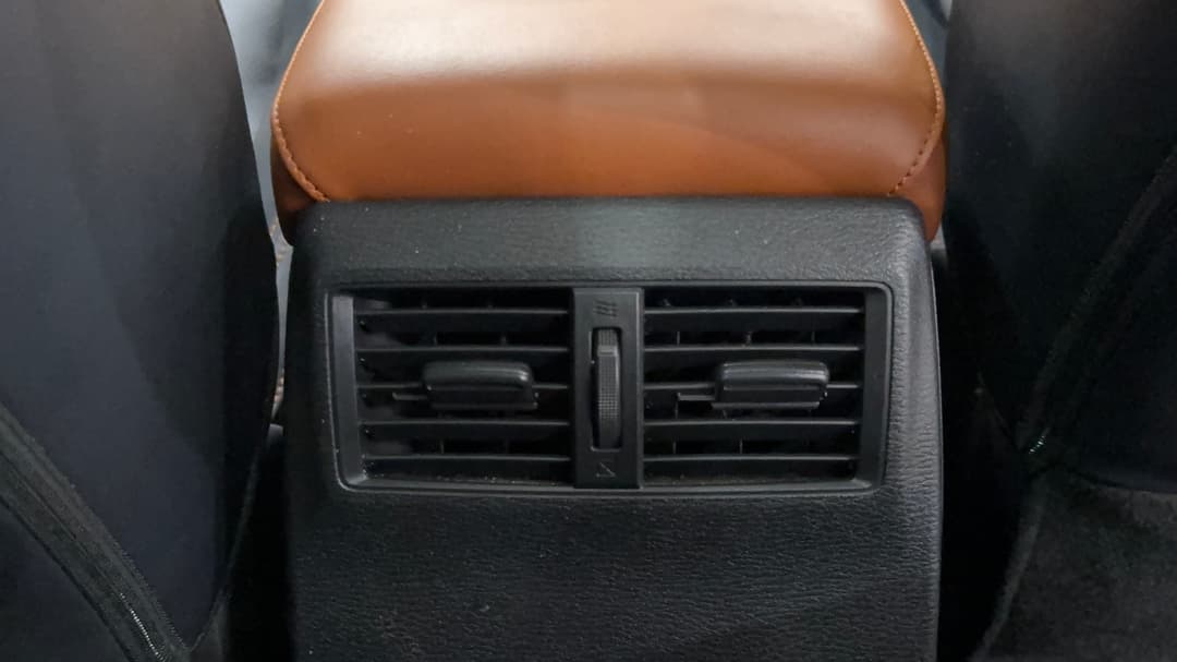 2024 Mitsubishi Outlander Phev Exceed Tour 5+2 St (AWD), Automatic, 20931 km, Rear A/C Vent