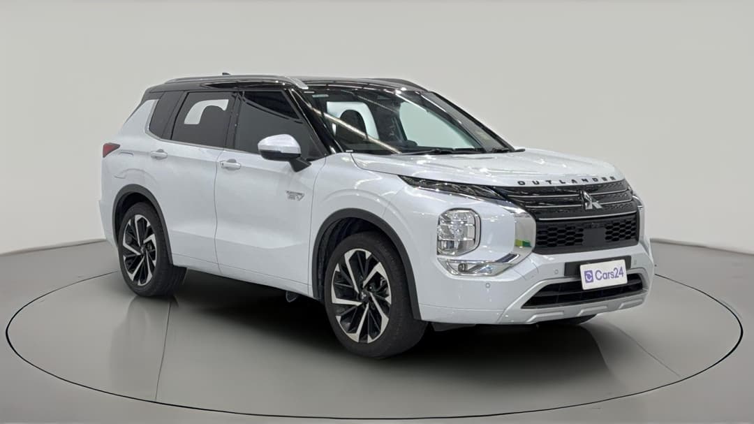 2024 Mitsubishi Outlander Phev Exceed Tour 5+2 St (AWD), Automatic, 20931 km, Right Front Diagonal (45- Degree) View