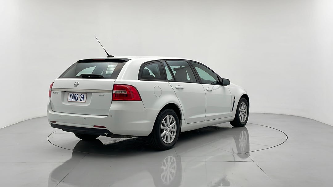 Right Back Diagonal (45- Degree) View