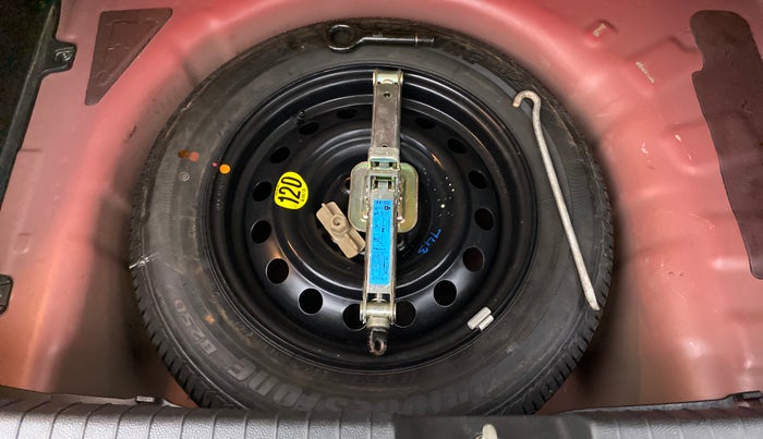 2017 Hyundai Elite i20 ASTA 1.2 (O), Petrol, Manual, 28,392 km, Spare Tyre