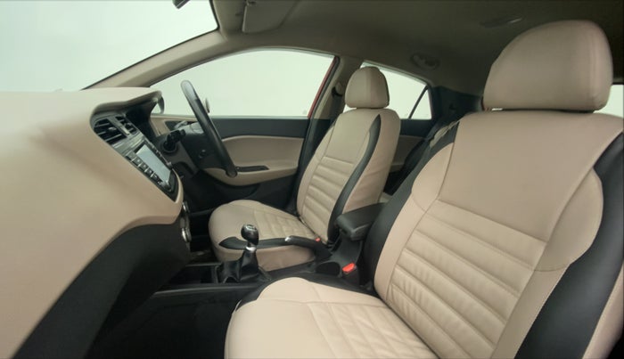 2017 Hyundai Elite i20 ASTA 1.2 (O), Petrol, Manual, 28,392 km, Right Side Front Door Cabin